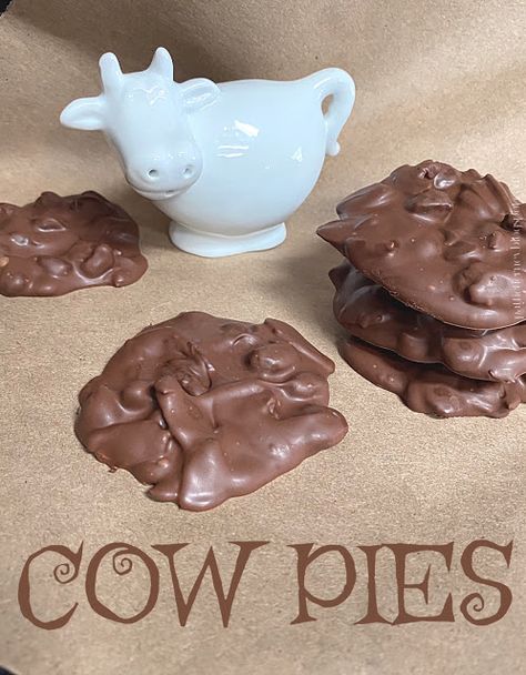 Olla-Podrida: Cow Pies Cow Patties, Cow Food, Cow Pies, Cow Cookies, Cow Birthday Parties, Cowgirl Baby Showers, Cow Cakes, Cow Baby Showers, Cowboy Baby Shower