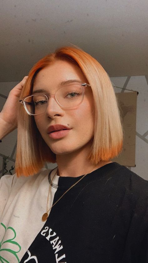 Short Ginger Hair With Money Piece, Short Copper Bob, Copper Money Piece Hair, Blonde And Copper Hair, Ginger Ideas, Blonde And Copper, Blonde Hair Pieces, Short Copper Hair, Blonde Hair Pictures