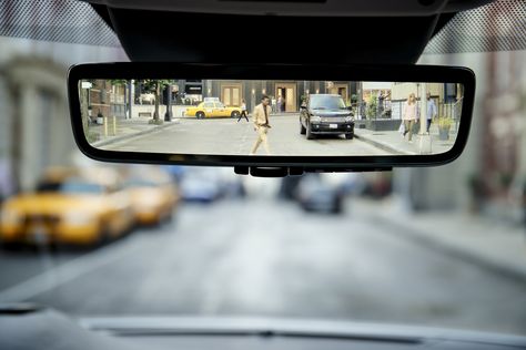 The 2020 Range Rover Evoque Has the Coolest Rear View Mirror Ever Car Vanity Mirror, 2020 Range Rover, Rustic Vanity, Living In Mexico, Vanity Mirrors, Vanity Decor, Range Rover Evoque, Car Images, Car Rear View Mirror