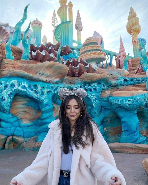 Tokyo Disneyland Outfit Winter, Tokyo Disney Sea Outfit, Disneysea Outfit, Park Winter Outfit, Disney Sea Outfit, Disneyland Winter Outfit, Disneyland Outfits Winter, Disneyland Outfit Winter, Spring Outfits Japan