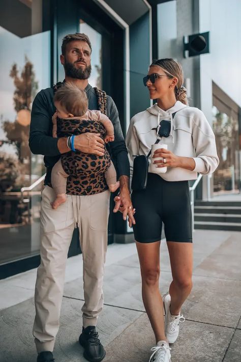 Easy Summer Style in lululemon - Cella Jane Workout In The Morning, Soccer Mom Style, Easy Summer Style, Becky Hillyard, Bike Shorts Outfit, Onesie Outfit, Mom Style Summer, Black Onesie, Cella Jane