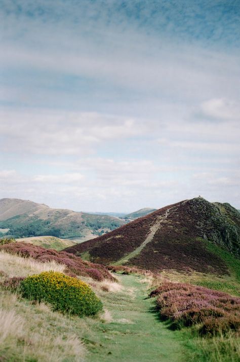 Shropshire England, Shropshire Hills, Shropshire Lad Rose, Forest Hill London, North Yorkshire Moors, Vertical Landscape, Wanderlust Travel, Find Beauty, Outdoor Photography