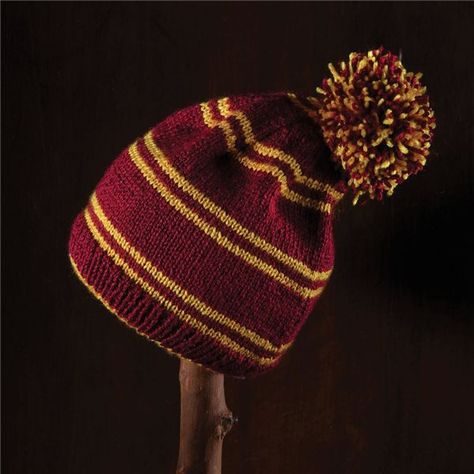 Harry Potter Beanie, Harry Potter Hat, Harry Potter Crochet, Harry Potter Set, House Colours, Crochet Winter Hats, Easy Crochet Hat, Crochet Patterns Free Beginner, Crochet Knit Hat