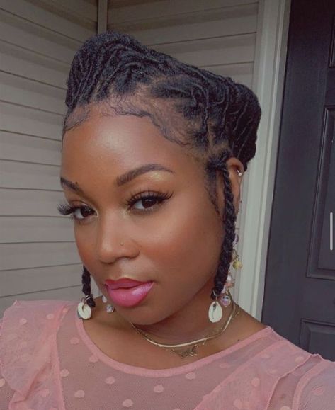 Sisterlocks Styles Updo, Dreads Short Hair, Short Dreadlocks Styles, Dreads Styles For Women, Loc Updo, Sisterlocks Styles, Beautiful Dreadlocks, Short Locs Hairstyles, Faux Locs Hairstyles