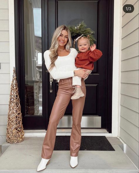 Lindsay Arnold, Smile And Wave, Dancing With The Stars, Toddler Fashion, Future Baby, Mom And Dad, The Cutest, New Fashion, Dancing