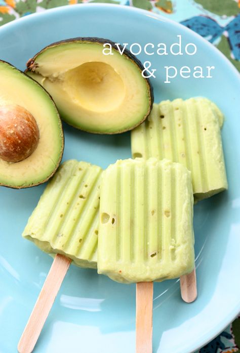 Natural Popsicles, Baby Food Popsicles, Teething Babies, Coconut Ice, Baby & Toddler Food, Paleo Snacks, Toddler Snacks, Baby Eating, Homemade Baby Food