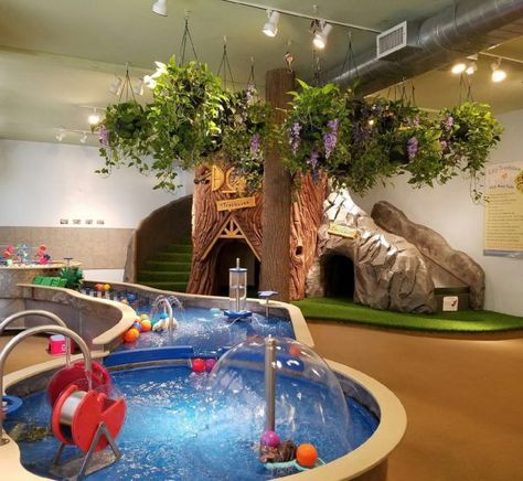 Best Indoor Playgrounds in NYC Kids Play Area Indoor, Indoor Playground Design, Indoor Play Centre, Play Cafe, Indoor Playroom, Soft Play Area, Kids Cafe, Kids Indoor Playground, Indoor Kids