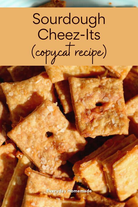 Transform your sourdough discard into irresistible Sourdough Cheez-Its! This easy homemade recipe requires just 5 ingredients, including tangy sourdough starter and sharp cheddar cheese. Get the best Cheez-Its copycat experience in no time with this quick, same-day recipe. Perfect for satisfying cravings and reducing food waste. Recipe Using Sourdough Starter, Sourdough Bread Starter, Sourdough Starter Discard Recipe, Homemade Sourdough Bread, Bread Starter, Sourdough Starter Recipe, Sourdough Discard, Sourdough Baking, Sourdough Bread Recipe