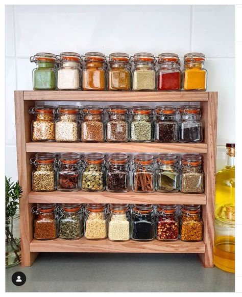 Spices Organization, Spices Organizer, Best Spice Rack, Spice Rack Ideas, Open Shelving Kitchen, Spice Rack Organization, Countertop Spice Rack, Spice Rack Storage, Hanging Spice Rack