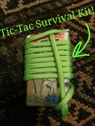 Tic Tac Boxes Diy, Tic Tac Box Crafts, Survival Plants, Kids Survival Kit, Outdoor Therapy, Mini Emergency Kit, Camping Gear Survival, Altoids Tin, Outdoor Survival Kit