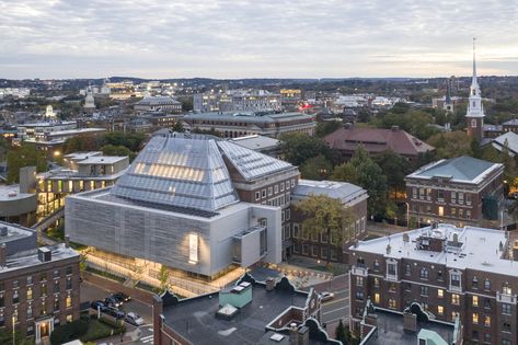 Harvard Art Museum, Pritzker Prize, Renzo Piano, Art Museums, Mini Clubman, Historic Buildings, Architecture Building, Architecture Photography, Art Museum