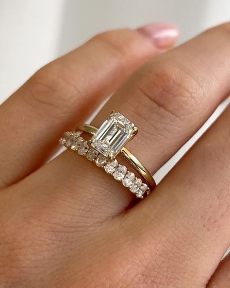 The Moissanite Company on Instagram: "Emerald Stacking | The classic emerald cut, elevated with modern and timeless ceremonial rings - which is your favourite? Swipe to stack… STACK 01 The Audrey Ring @cultured.clarity Lab Diamond 1.54ct Emerald Cut D Colour, VS1 Clarity. The Gia Ring 3x2mm Oval Brilliant Moissanite STACK 02 The Audrey Ring @cultured.clarity Lab Diamond 1.54ct Emerald Cut D Colour, VS1 Clarity. The Classic Statement Ring STACK 03 The Audrey Ring @cultured.clarity Lab Dia Diamond Wedding Bands With Emerald Cut Engagement Ring, Square Emerald Engagement Ring, Emerald Engagement Ring Stacked Bands, Emerald Ring With Gold Band, Emerald Diamond Ring Stack, Emerald Engagement Ring With Band Wedding Set, Ring Stack Emerald Cut, Oval Engagement Ring With Emerald Wedding Band, Emerald Ring Wedding Band