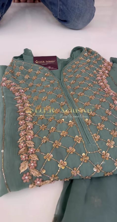 Adda Work Embroidery Kurtis, Neck Handwork Embroidery Designs, Adda Work Embroidery, Embroidery Kurtis, Punjabi Dress Design, Heavy Suit, Embroidery Kurti, Blackwork Cross Stitch, Teddy Bear Images