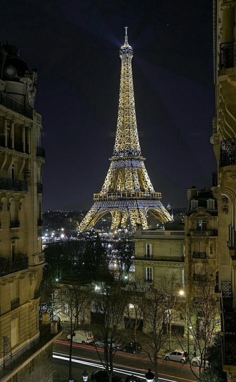 Prancis Paris, Hotel Des Invalides, Torre Eiffel Paris, Paris France Eiffel Tower, Night In Paris, France Eiffel Tower, Paris Dream, Paris Vibes, Flipagram Instagram