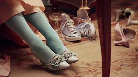 Inviting History: About Those Famous Converse... Marie Antoinette Movie, Marie Antoinette 2006, Converse Tennis Shoes, Inglourious Basterds, Female Directors, Marianne Faithfull, Historical Movies, Septième Art, Blue Converse