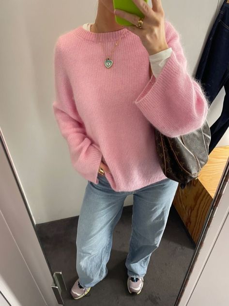 Pullovers Outfit, Pull Rose, Mode Zara, Uni Outfits, Stockholm Fashion, Outfit Inspo Fall, Basic Outfits, Knit Pullover, Lookbook Outfits