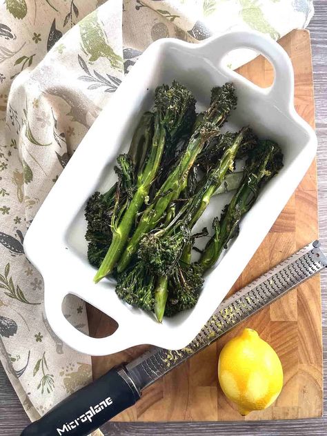 Roasted Long Stem Broccoli (Tenderstem) - Great British Recipes Long Stem Broccoli, Roasting Broccoli In Oven, Tenderstem Broccoli Recipe, Vegetable Dishes Recipes, Tenderstem Broccoli, British Recipes, Xmas Dinner, Roasted Broccoli, Broccoli Recipes