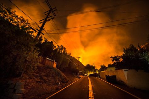 In 2007, during one weekend visit home from college, Palley photographed his first nearby fire. Still, it wasn't until five years later that he first took professional photos of a wildfire, during an internship at the Orange County Register. Greek Town, California Wildfires, Extreme Weather Events, Forest Fire, Pine Forest, Greek Island, Athens, Surrealism, Greece