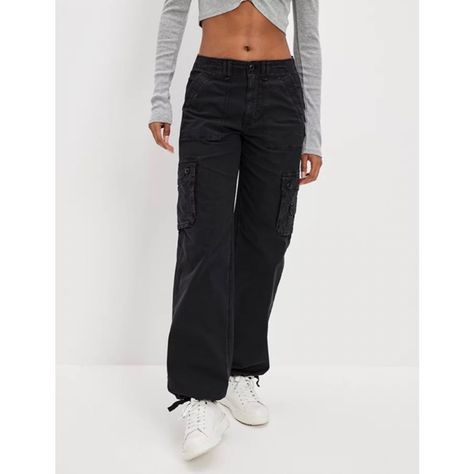 American Eagle Outfitters Black Snappy Stretch Baggy Cargo Jogger Size 12. $59.95 Retail. New With Tags. No Flaws. Soft, Stretchy & Lightweight, With A Baggy Leg & Drawstring Ankle So You Can Wear It As An Easy Straight Leg Or The Perfect Jogger. Lightweight, Soft Stretch Poplin Fabric Drawstring Cuffs Can Be Tied To Create A Jogger Fit Cargo Pockets High-Waisted With A Baggy Leg Drawstring Cuffs Can Be Tied To Create A Jogger Fit High 11.5" Rise 31” Waist 98% Cotton, 2% Elastane Women Jogger Pants, Cargo Pants Outfit, Black Cargo Pants, Cargo Joggers, Joggers Womens, Mens Outfitters, American Eagle Jeans, Poplin Fabric, Pants Outfit