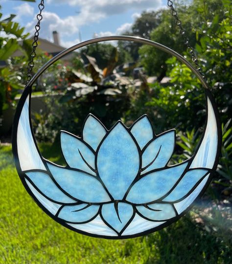 Stained Glass Sun, Glass Window Art, Tiffany Stained Glass, Stained Glass Decor, Stained Glass Suncatchers, Stained Glass Flowers, Stained Glass Diy, Stained Glass Crafts, Stained Glass Panel