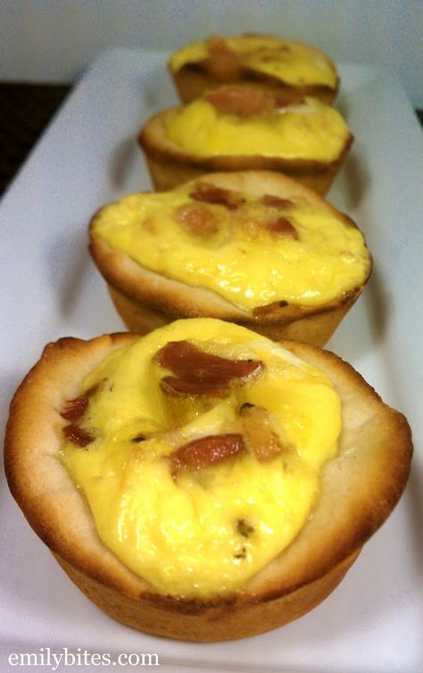 Emily Bites Bacon, Egg & Cheese Biscuit Cups - Emily Bites Weight Watchers Breakfast Ideas, Quiche Tarts, Emily Bites, Biscuit Cups, Cheese Biscuit, Bacon Egg Cheese, Weight Watchers Points Plus, Bacon Quiche, Bacon Egg And Cheese