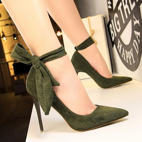 Kasut Wanita, Hak Tinggi, High Heels Classy, Bow High Heels, High Heel Stiefel, Cute High Heels, Elegant High Heels, Heels Classy, Womens Stilettos