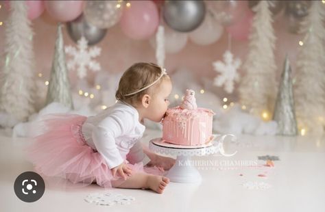 First Communion Photography, Winter Onederland Party Girl, 1st Birthday Shoot, Winter Onederland Cake, First Birthday Winter, Winter Wonderland Birthday Party, First Birthday Photoshoot, Winter Onederland Birthday Party, Baby Birthday Photoshoot