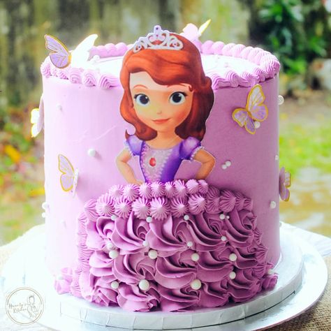 Princess Cake Design, Sophia Cake Design, Sophia The First Cake, Sofia Theme Cake, Sofia Cake Design, Princess Sophia Cake Design, Sofia The First Cake Topper, Princess Sophia Cake, Sofia The First Cake Design