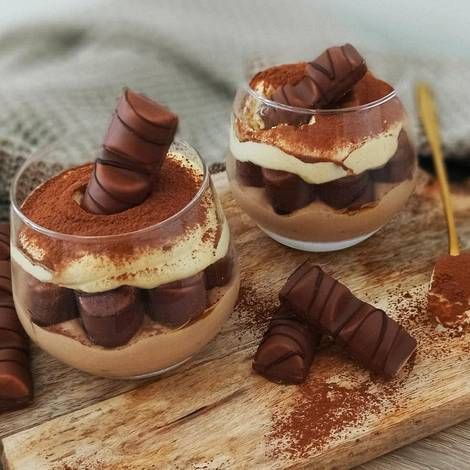 Bakery Ideas, Dessert Cups, Cooking Recipes Desserts, Mini Desserts, Unique Recipes, Trifle, Sweet Desserts, Yummy Food Dessert, Easy Desserts