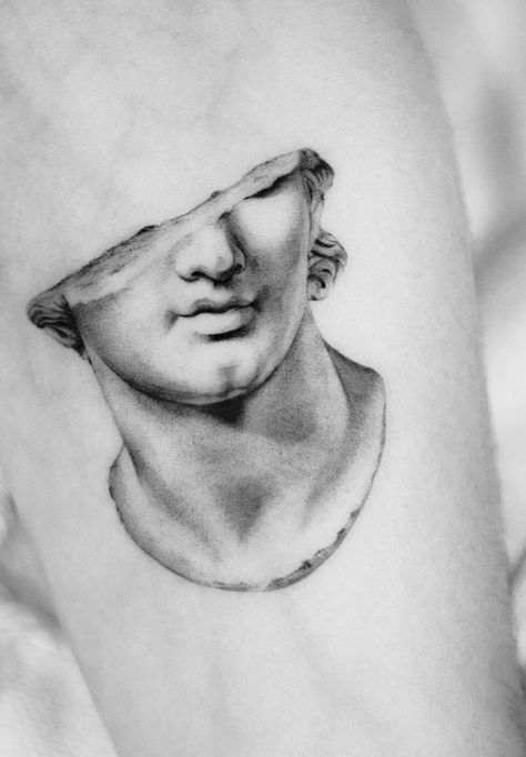 Broken statue of youth tattoo done by @youngtatsyou in New York | www.otziapp.com Sculpture Tattoo, Apollo Tattoo, David Tattoo, Greek God Tattoo, Roman Tattoo, Statue Tattoo, Greek Mythology Tattoos, Mythology Tattoos, Sketch Tattoo Design