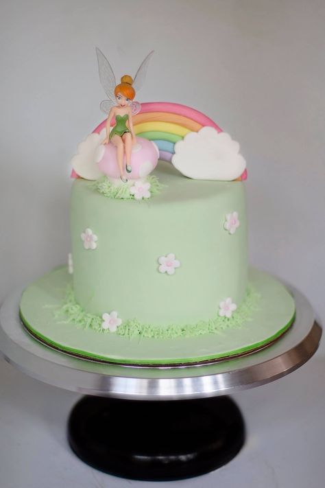 Cakes For 6 Year Girl, Tinker Bell Cakes, Tinker Bell Birthday Cake, Tinker Bell Cake Ideas, Bolo Da Tinker Bell, Tinkerbell Cake Ideas, Fairy Garden Birthday Cake, Bolo Tinker Bell, Tinker Bell Cake