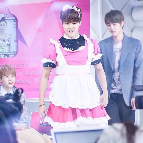 Jimin on a pink maid dress is the prettiest 17 Kpop, Park Jimin Cute, Bts Girl, صور مضحكة, Komik Internet Fenomenleri, Park Jimin Bts, Fan Fiction, Album Bts, Rap Monster