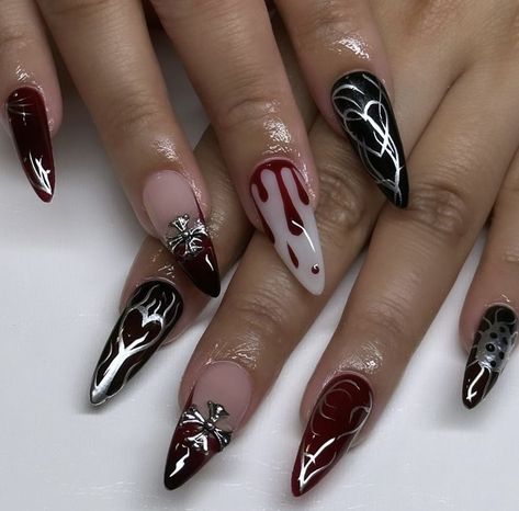 Red And Silver Nails, Black Silver Nails, Blood Nails, Black Halloween Nails, Silver Nail Designs, Blood Drip, Gothic Nails, Drip Nails, Fully Booked