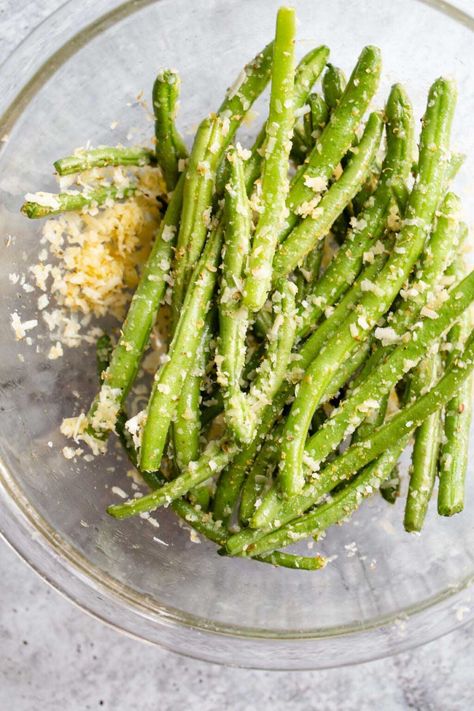 Garlic Parmesan Green Beans Air Fryer, Parmesan Green Beans Baked, Parmesan Green Beans Air Fryer, Air Fry Green Beans, Green Beans Parmesan, Parmesan Green Bean Recipes, Ranch Green Beans, Air Fried Green Beans, Air Fryer Green Beans