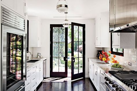 Top architects and designers share some of their expert strategies for successful renovations Black French Doors, Celebrity Kitchens, Hollywood Hills Homes, Nate Berkus, Classic Kitchen, Galley Kitchen, Hus Inspiration, Style At Home, Küchen Design