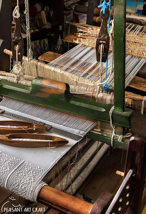 Weaving Complex Patterns in Village of Drăguș, Transylvania Historical Crafts, Romanian Blouse, Complex Patterns, Handmade Costumes, Weaving Process, Beautiful Villages, Loom Weaving, Traditional Crafts, Fantasy World