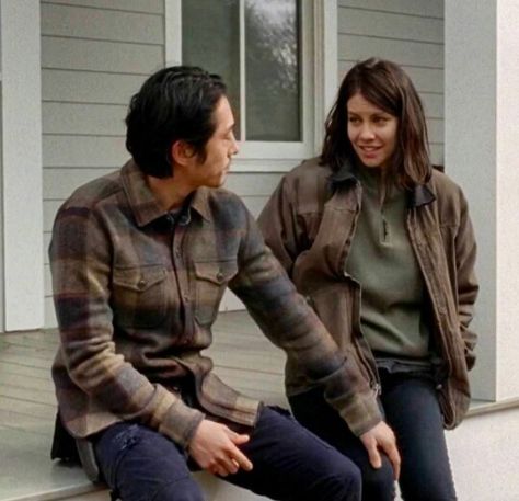 Glenn and Maggie Glenn And Maggie Aesthetic, Maggie Y Glenn, Daryl And Glenn, Glen Rhee, Maggie And Glenn, Glenn And Maggie, Glenn Maggie, Twd Glenn, Glen And Maggie