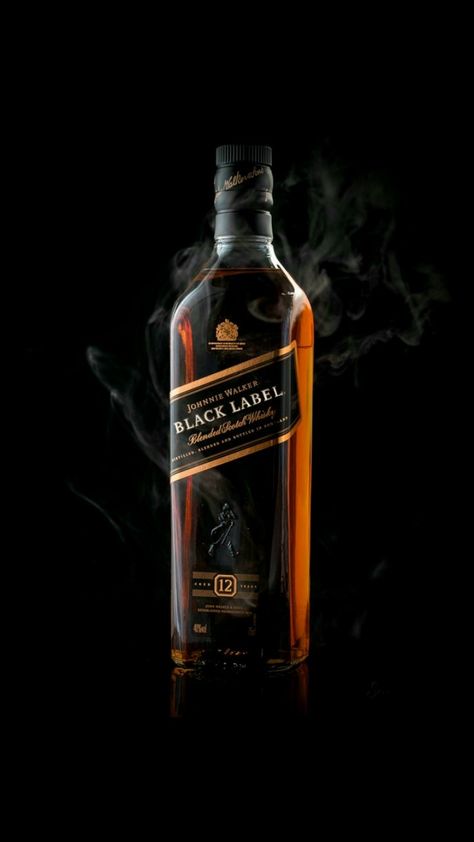 Johnnie Walker Double Black, Whisky Black Label, Wine Bottle Label Design, Johnnie Walker Black Label, Johnnie Walker Black, Whiskey Brands, Bottle Images, Whisky Bottle, Blended Scotch Whisky