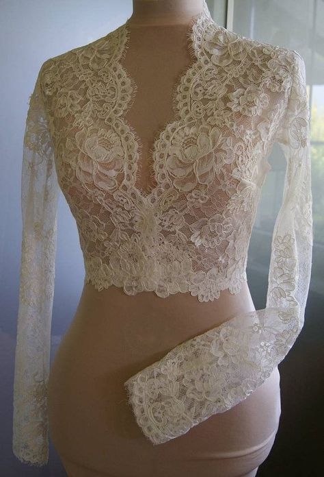 Renda Kebaya, Bolero Jacket Wedding, Áo Blu, Wedding Bolero, Bolero Wedding, Bridal Bolero, Lace Bolero, 파티 드레스, Bridal Jacket