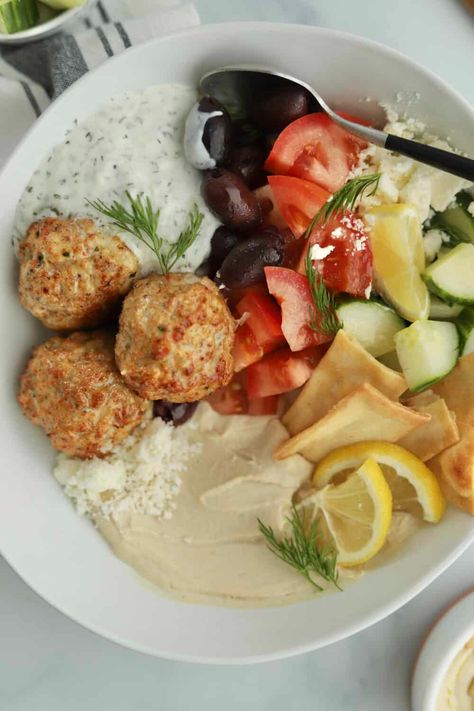 Chicken Kofta Recipe, Chicken Kofta, Ground Chicken Meatballs, Easy Air Fryer Chicken, Hotdish Recipes, Shawarma Spices, Food Dolls, Kofta Recipe, Easy Mediterranean Diet Recipes