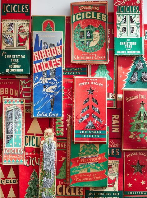 christmas traditions - vintage collection of tinsel boxes Christmas Packaging Design, Christmas Trimmings, Aluminum Christmas Tree, Christmas Tinsel, Shiny Brite Ornaments, Hanging Christmas Tree, Trees Christmas, Holiday Poster, Tree Trimming