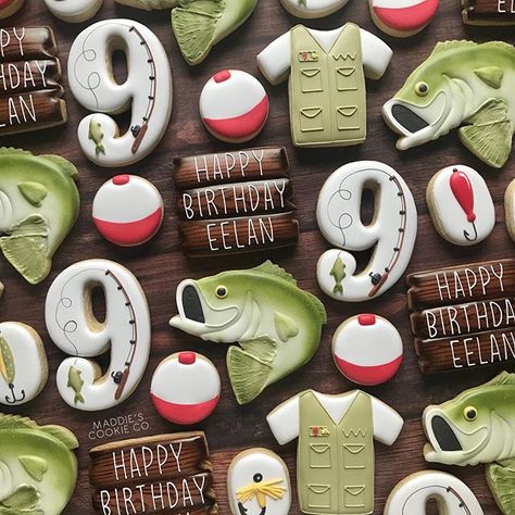 Fishing Cookies, Fishing Themed Birthday Party, Cookie Birthday Party, Fish Cookies, Fishing Birthday Party, Royal Iced Cookies, Crazy Cookies, Themed Cookies, Fishing Birthday