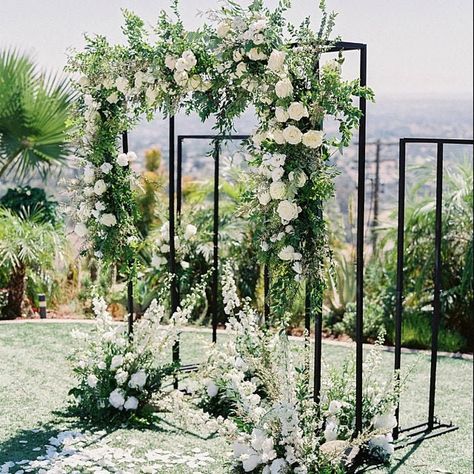 Square Flower Arch, Square Wedding Arch, Paint Coffee, Wedding Arch Backdrop, Hexagon Wedding, Metal Wedding Arch, Frame Flower, Metal Wedding, Flower Arch