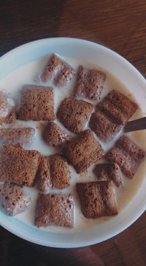 Morning Food Snap, Good Morning Food, Oreo Cereal, Food Blog Photography, Happy Breakfast, Foodie Lover, Breakfast Pictures, Food Snap, Bowl Of Cereal