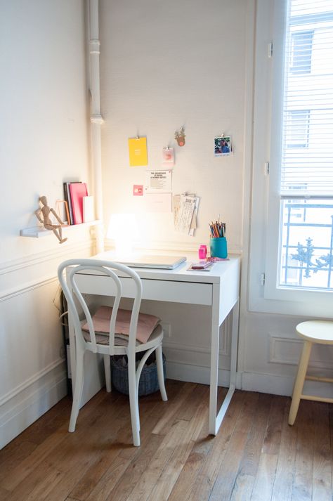 Desk For Girls Room, Small Study Table, Small Room Desk, Pretty Desk, Pretty Desks, Study Table Designs, Desks For Small Spaces, Desk And Chair, White Desk