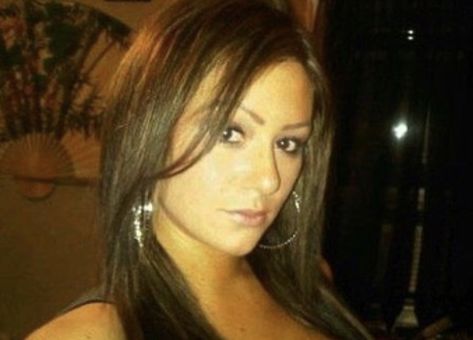 Jwoww Hair, Jwoww Jersey Shore, Jenni Farley, Trashy Y2k Aesthetic, Worst Cooks In America, Snooki And Jwoww, Nicole Polizzi, 2000s Icons, Aesthetic 2000s