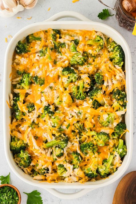 This delicious Easy Chicken Broccoli Rice Casserole is made with hearty chicken, broccoli, rice, and a creamy, cheesy sauce. Try this easy casserole recipe that everyone will love! Chicken Broccoli Over Rice, Crockpot Recipes Chicken Broccoli Rice, Chicken And Broccoli And Rice Recipes, Chicken And Rice And Broccoli Recipes, Broccoli And Rice Recipes Healthy, Chicken Broccoli Fried Rice, Chicken Broccoli Rice Casserole With French Fried Onions, Brócoli Rice Casserole, Chicken Broccoli Rice Cheese Casserole Low Carb