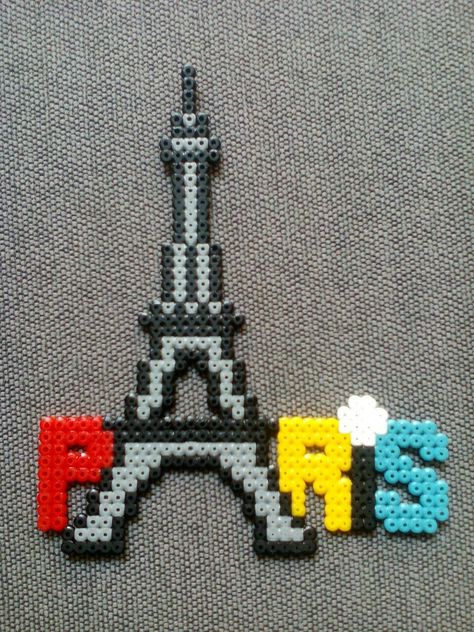 Eiffel Tower Perler Beads, Melt Beads Patterns, Hamma Beads Ideas, Easy Perler Bead Patterns, Pearl Beads Pattern, Paris Tour, Easy Perler Beads Ideas, Hamma Beads, Hama Beads Design