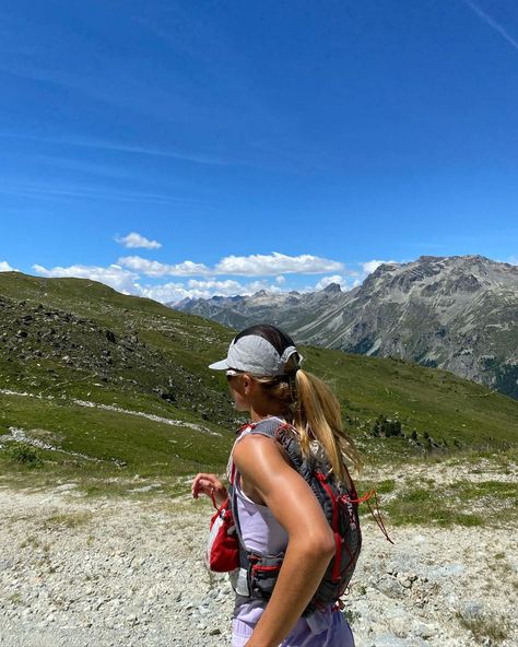 Agnes Maltesdotter | Just me craving long runs in the mountains @engadin.stmoritz 🥹 | Instagram Agnes Maltesdotter, Running Pics, Running Girls, Instastories Ideas, Running Aesthetic, Running Girl, Mountains Aesthetic, Workout Inspo, Ultra Running