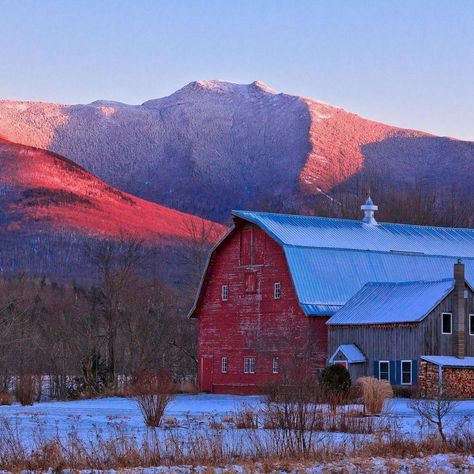 New England Photography 📷 on Instagram: “🌟 Photo of the day! 🌟 Today's gorgeous photo comes from: @alexd_vt Stunning capture of the sunset on Mount Mansfield! 🌄❄️ Selected by…” England Photography, Photo Of The Day, The Sunset, Vermont, New England, Landscape Photography, The Day, England, Natural Landmarks